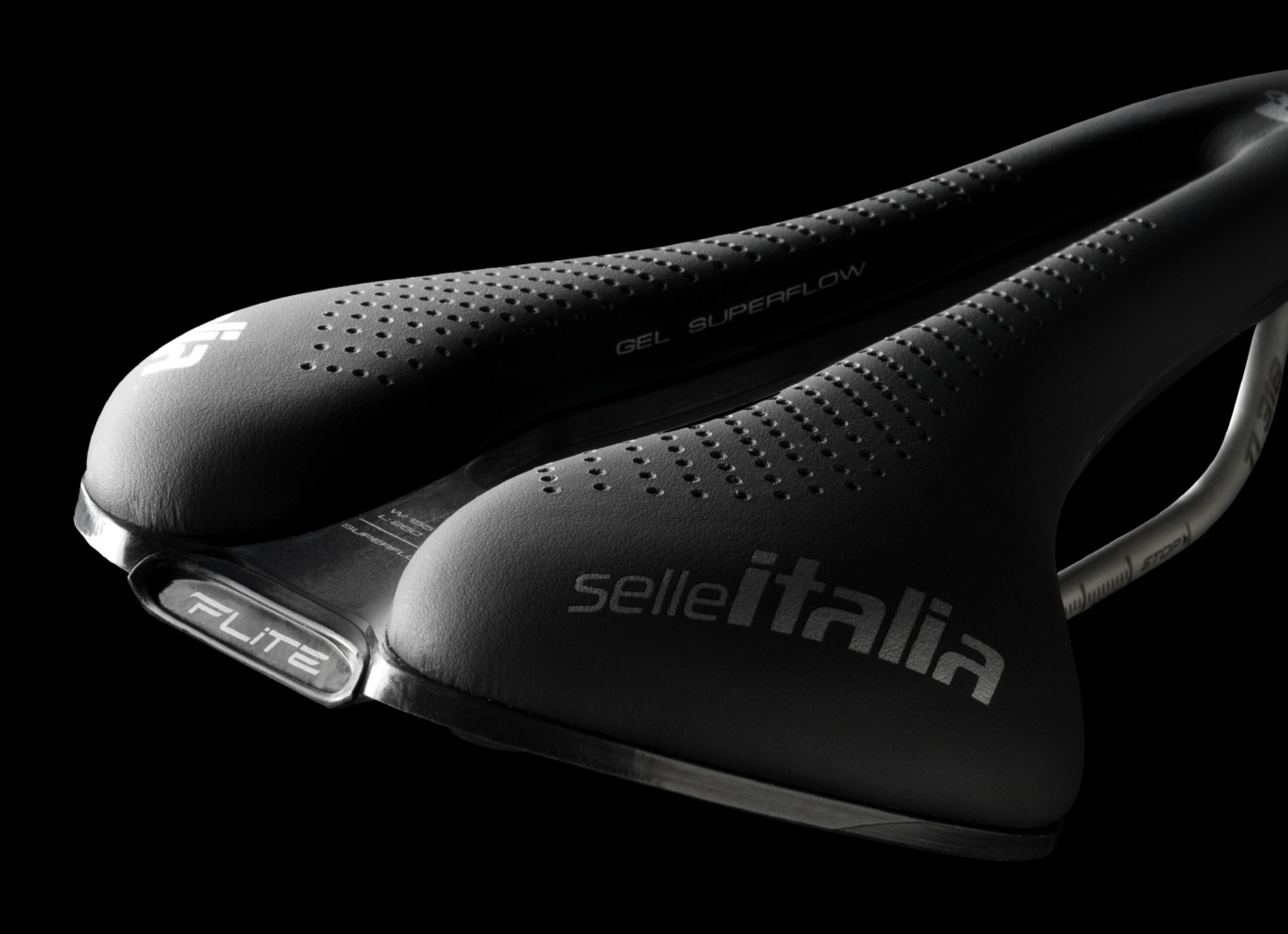 Tweedekans Selle Italia Max Flite Boost Gel Ti Superflow Zadel Zwart