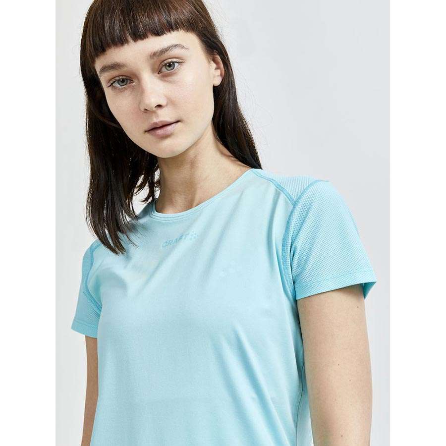 Craft ADV Essence Hardloopshirt Korte Mouwen Lichtblauw Dames