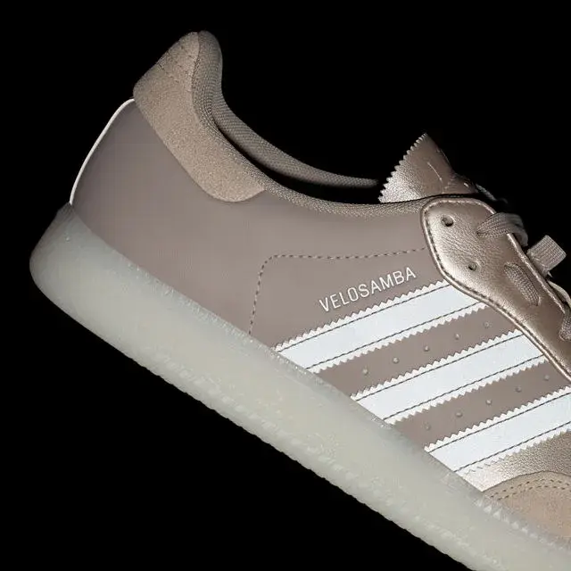 adidas Velosamba Lea Flat Pedal Schoenen Bruin