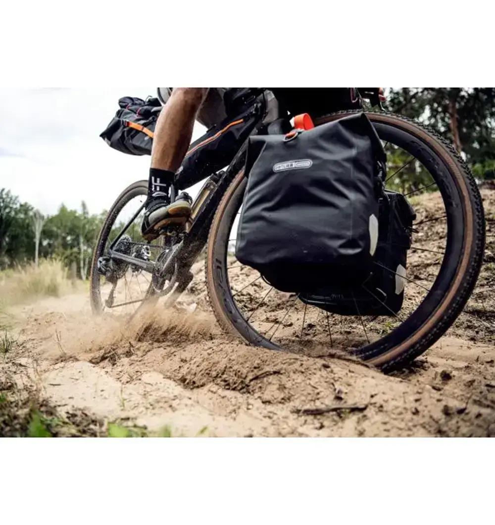 ORTLIEB Gravel-Pack QL2.1 29L Voortassen Mat Zwart