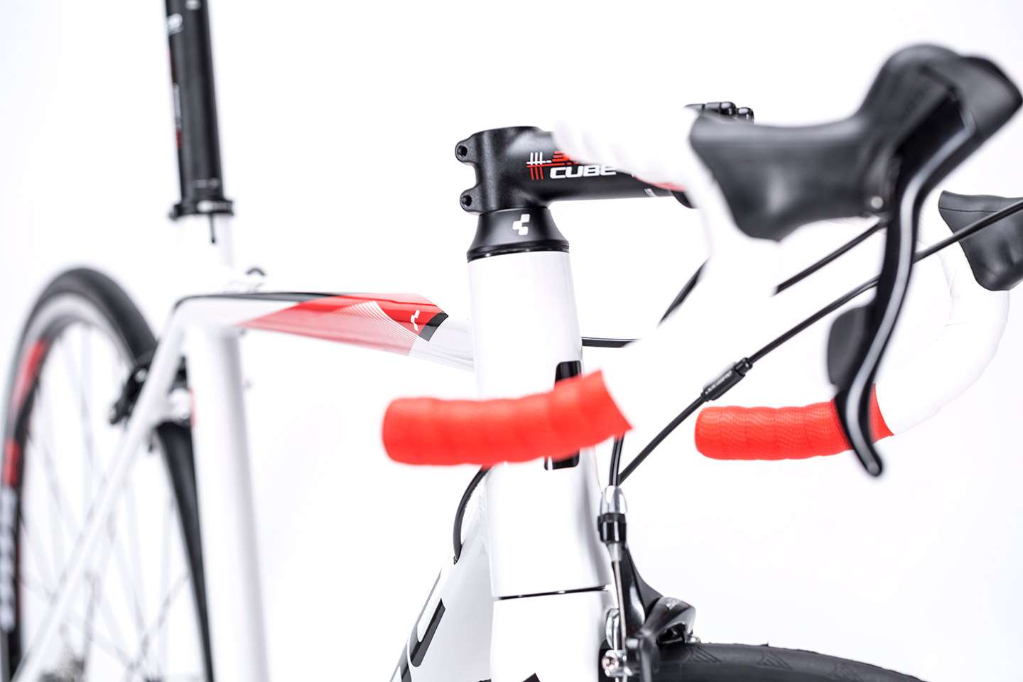 Cube Peloton Pro White´n´red´n´black Racefiets