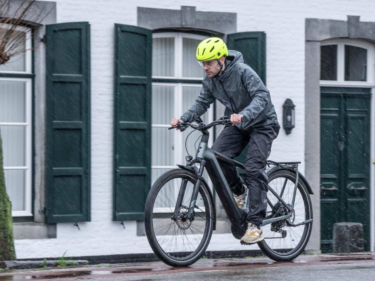 BBB Cycling Rainshield BBW-449 Regenbroek Zwart