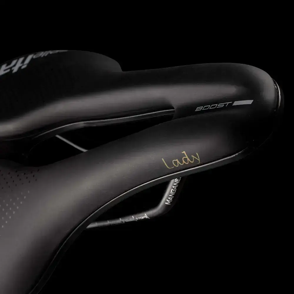 Tweedekans Selle Italia NOVUS Boost EVO Lady TM Superflow L3 Zadel Zwart