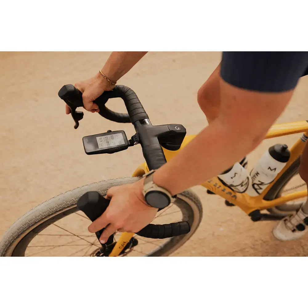 Coros DURA GPS Fietscomputer Zwart